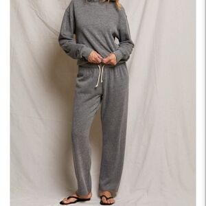 perfectwhitetee Grey Collins Sweatpants NWT Size XS